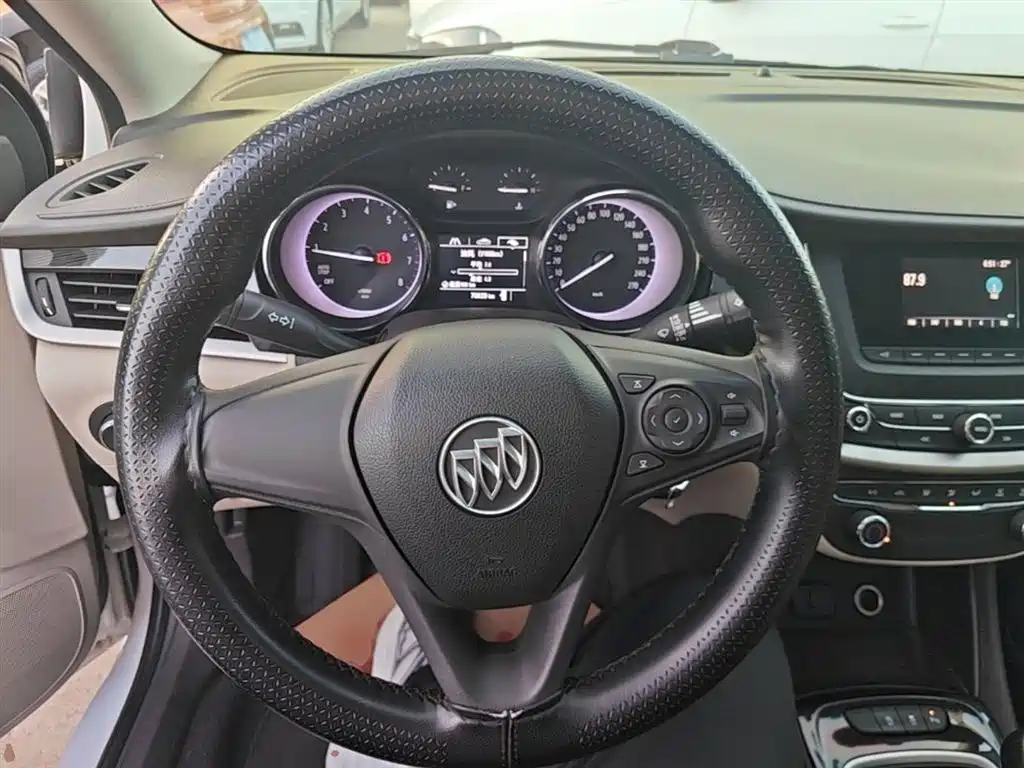 Buick Verano 2017 Sedan 15S Manual Progressive фото 11