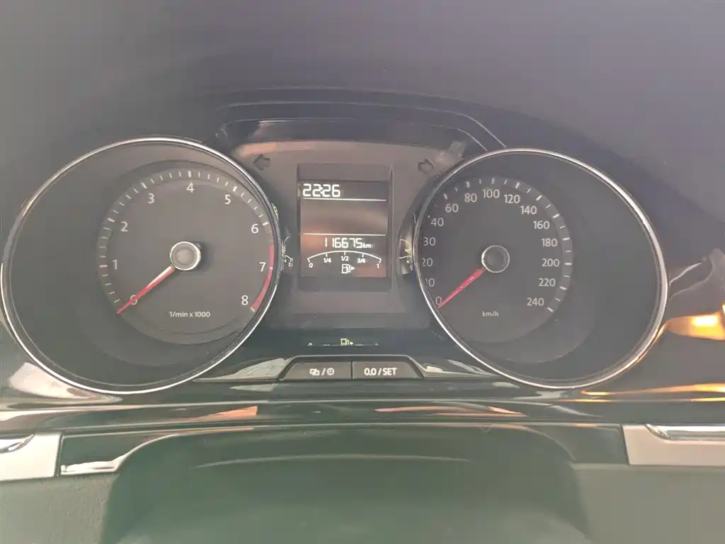 Volkswagen Bora 2015 Quality Edition 1.6L Automatic Comfort фото 5