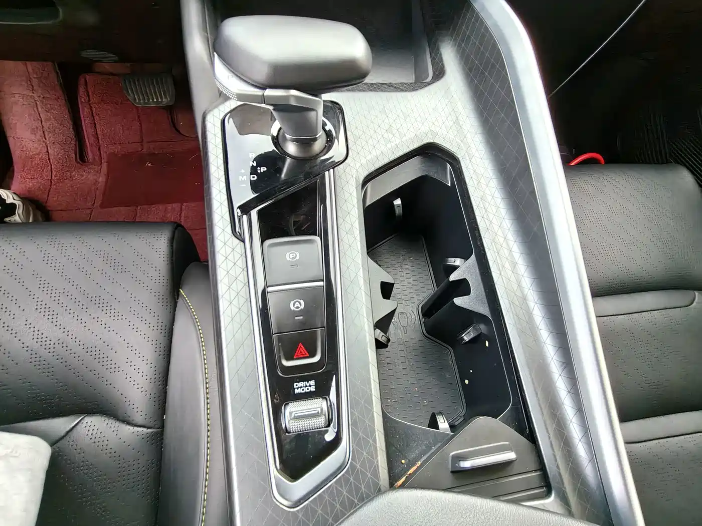 Фото 3 - Geely Preface