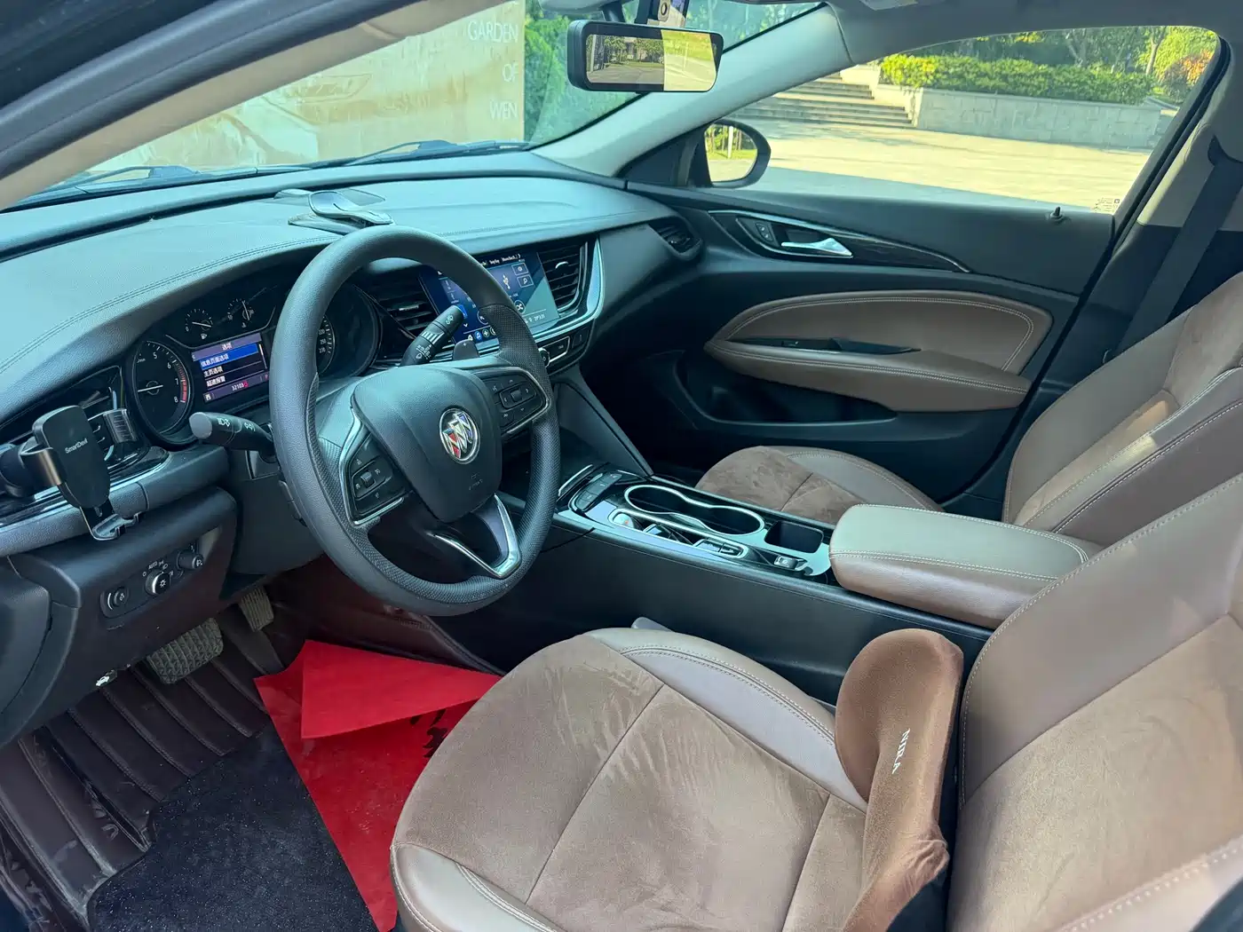 BUICK REGAL