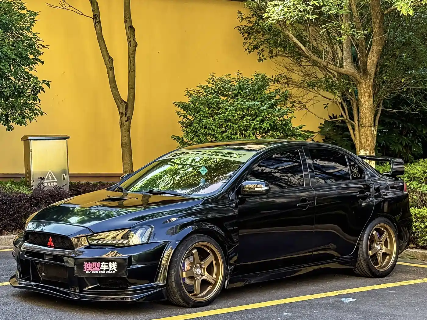 Mitsubishi Lancer EX 2015 1.8L Manual Phantom Edition