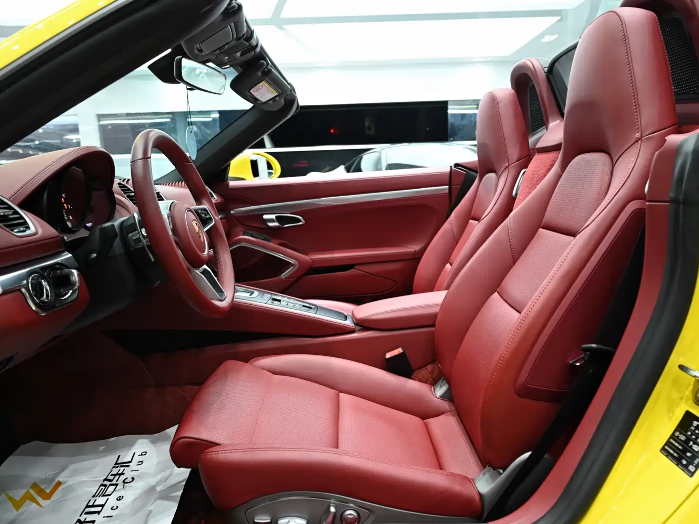 Porsche 718 2022 Boxster 2.0T фото 10