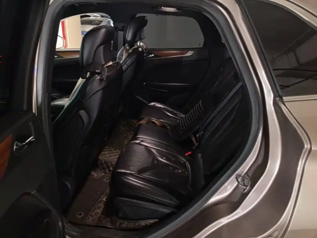 Photo 17 - Lincoln MKC