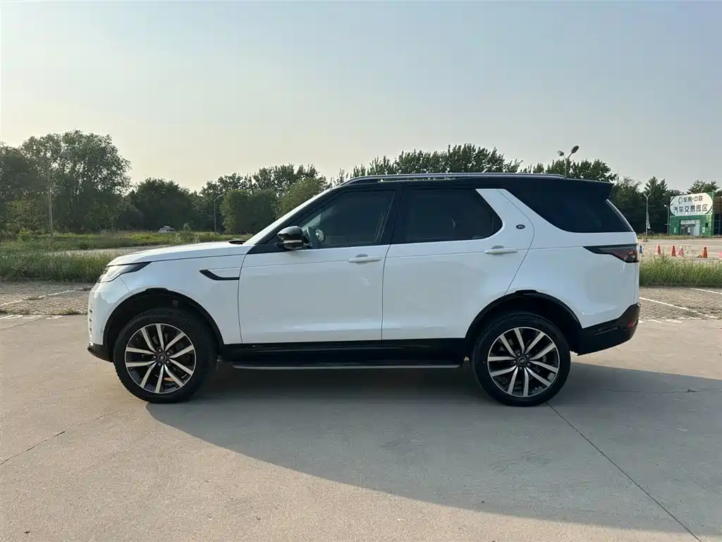 Land Rover Discovery 2021 360PS R-Dynamic SE фото 7