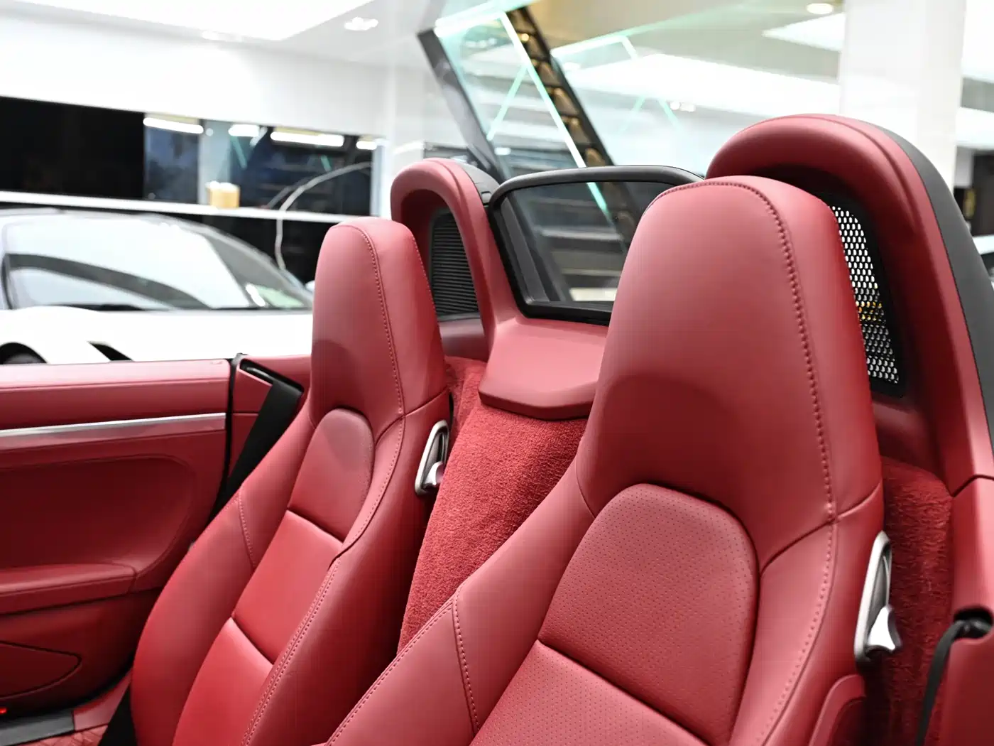 Porsche 718 2022 Boxster 2.0T фото 11