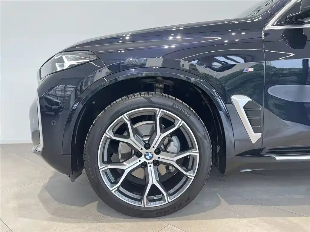 BMW X5 2023 xDrive 30Li Premium M Sport Black Night Package фото 14