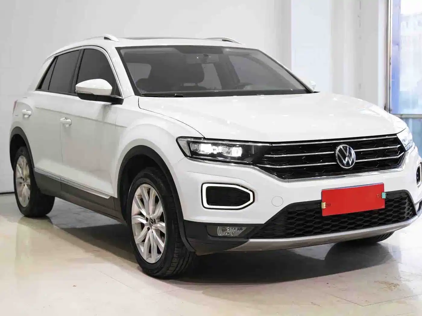 Volkswagen T-ROC 2022 280TSI DSG 2WD Elite PLUS фото 3