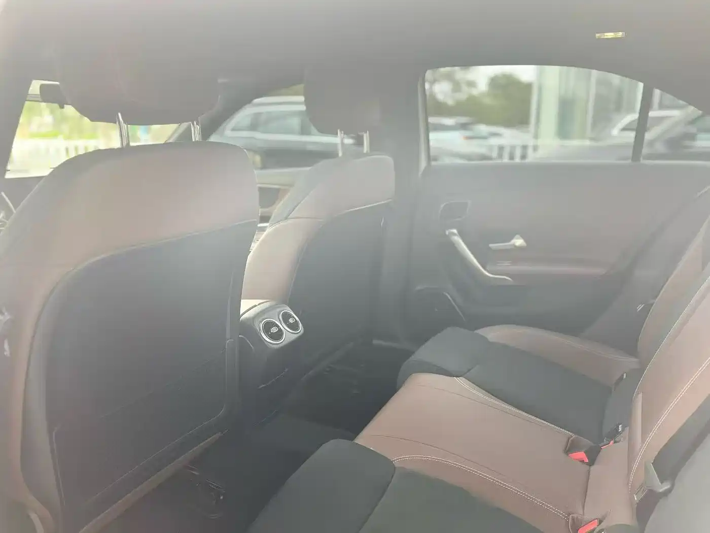 Mercedes-Benz A-Class 2019 A 200 L Sport Sedan фото 5