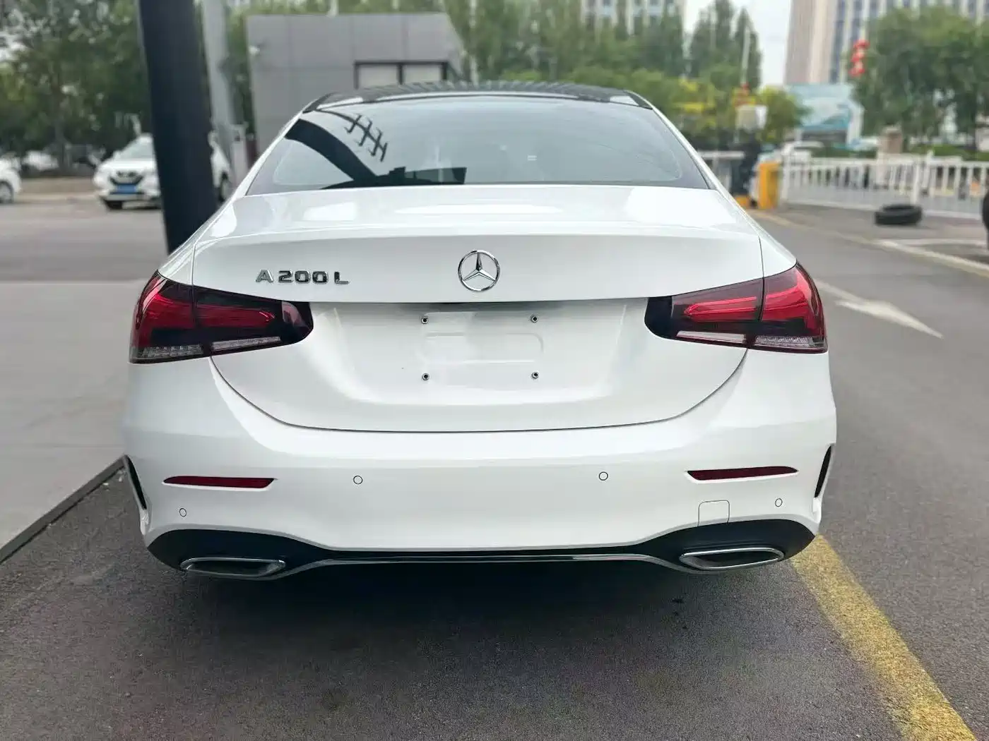Mercedes-Benz A-Class 2019 A 200 L Sport Sedan фото 7