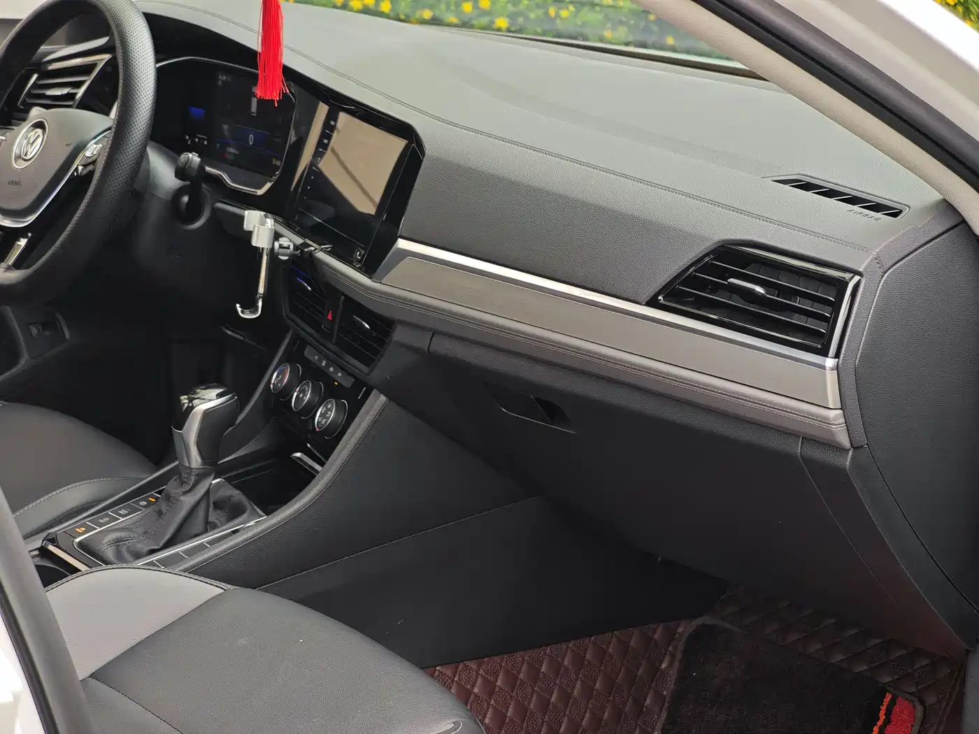 Volkswagen Sagitar 2021 200TSI DSG Comfort Smart Edition фото 9