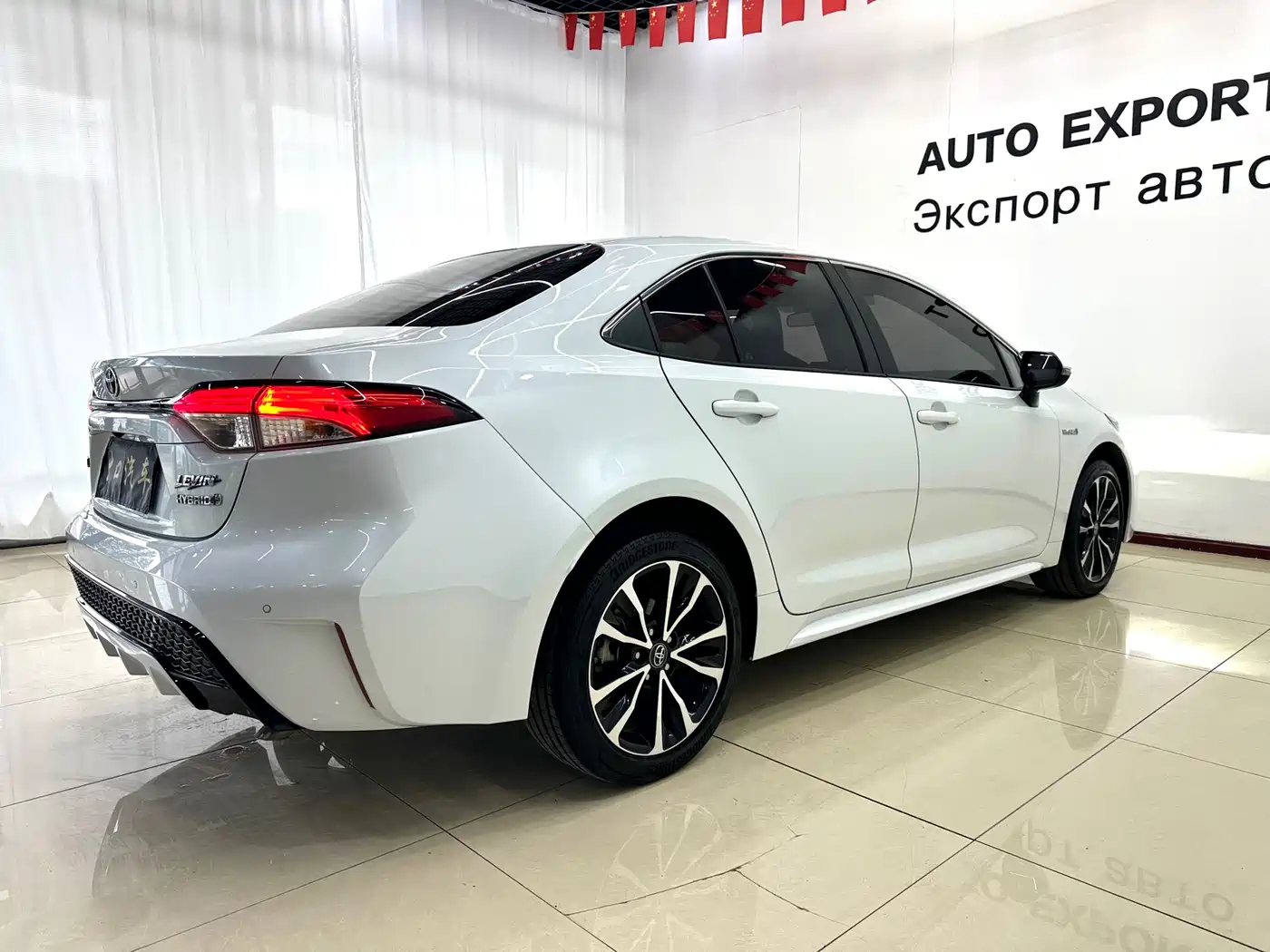 Toyota Levin 2022 Dual Engine 1.8H E-CVT Sport Edition фото 4