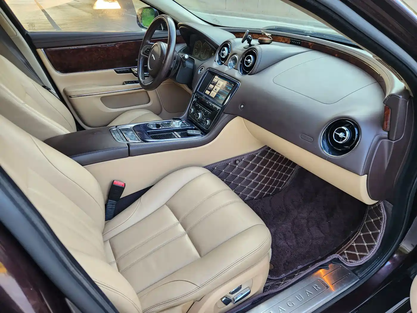 Jaguar XJ 2013 2013 XJL 3.0 SC Panorama Business Edition