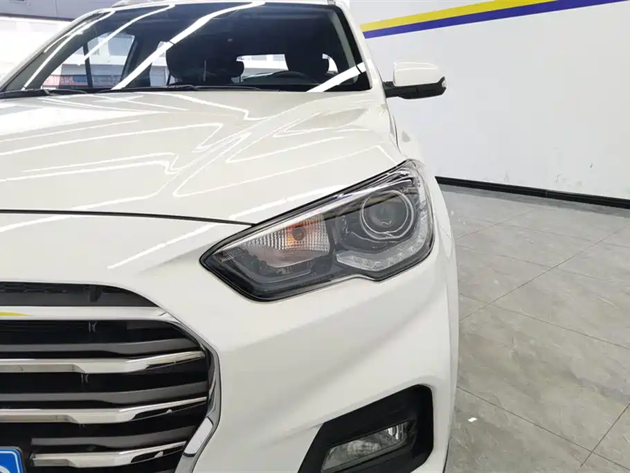 Hyundai Beijing Hyundai ix35 2019 2.0L Automatic 2WD Zhiyong·Smooth Enjoy China VI фото 5