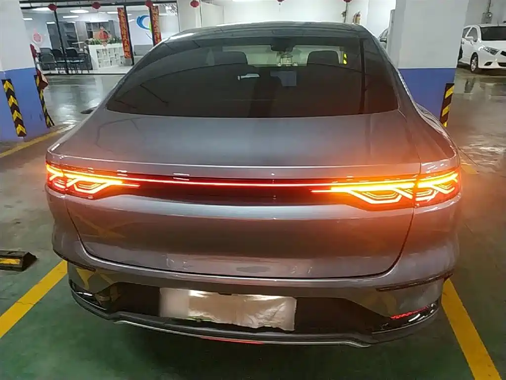 BYD Han 2023 DM-i Champion Edition 121KM Elite фото 6