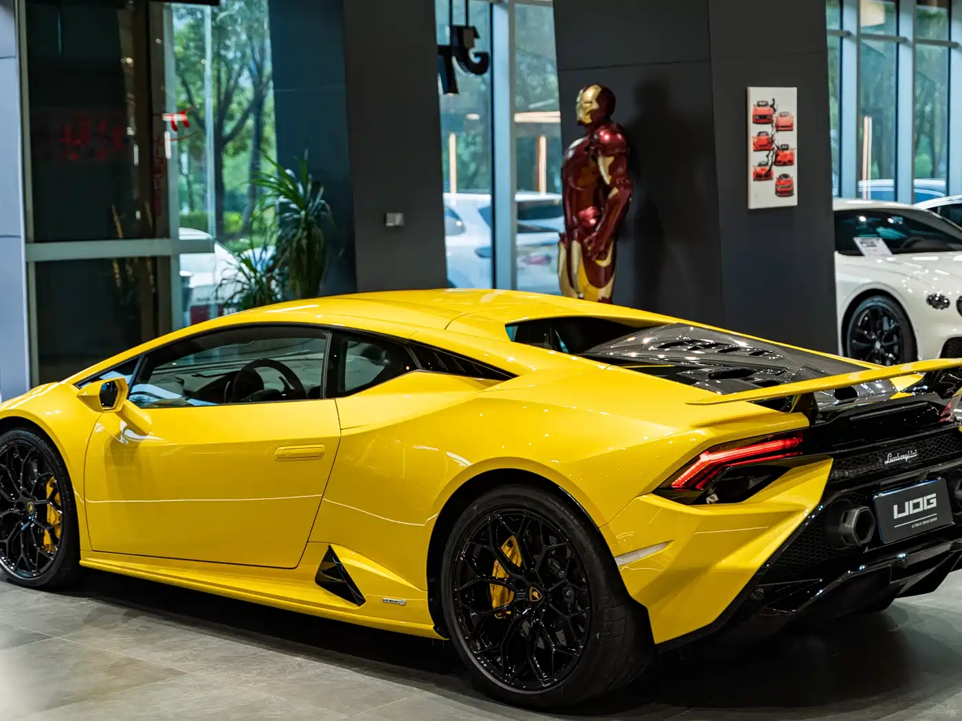 Lamborghini Huracán 2023 Huracán Tecnica фото 10