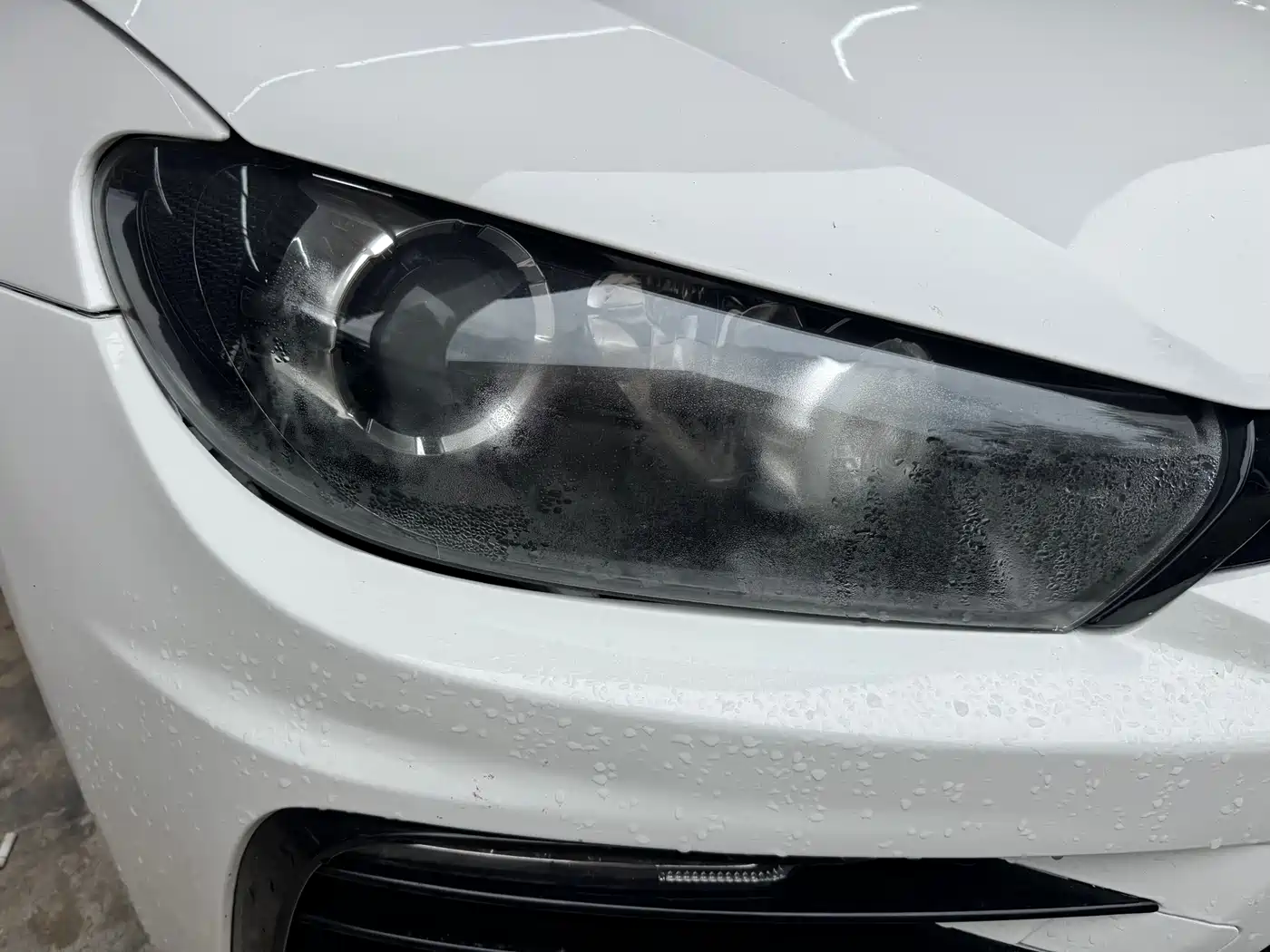 Volkswagen Scirocco 2013 2.0TSI Million Mile Edition фото 4