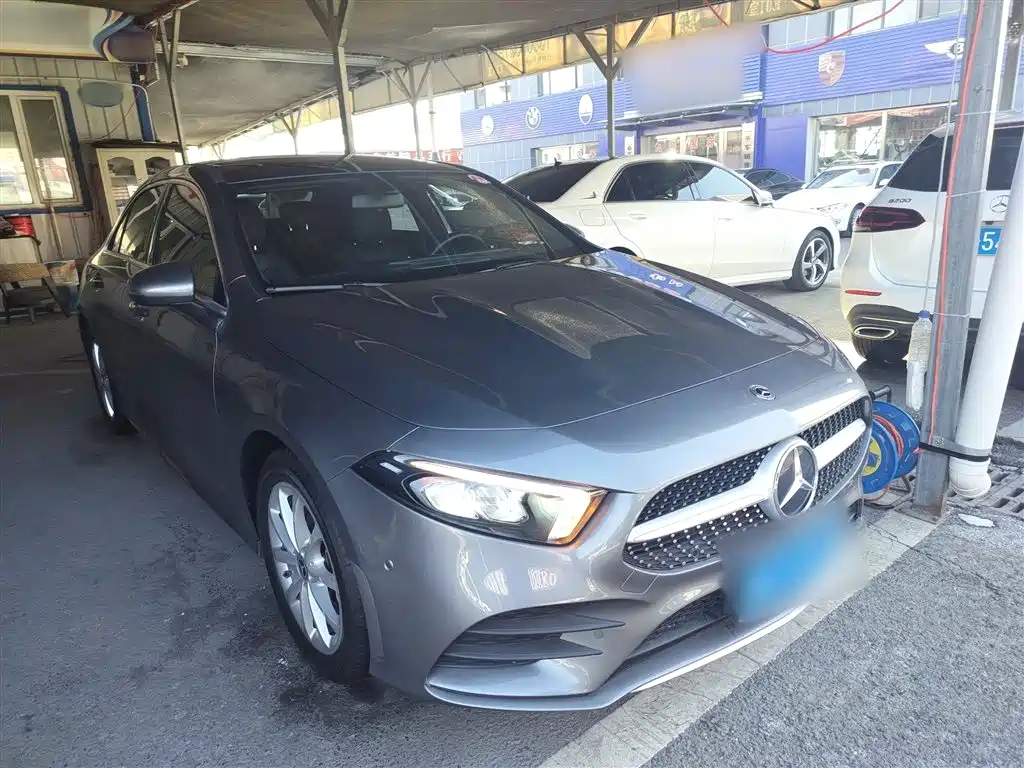 Mercedes-Benz A-Class 2021 A 200 L Sport Sedan Fashion Edition фото 22