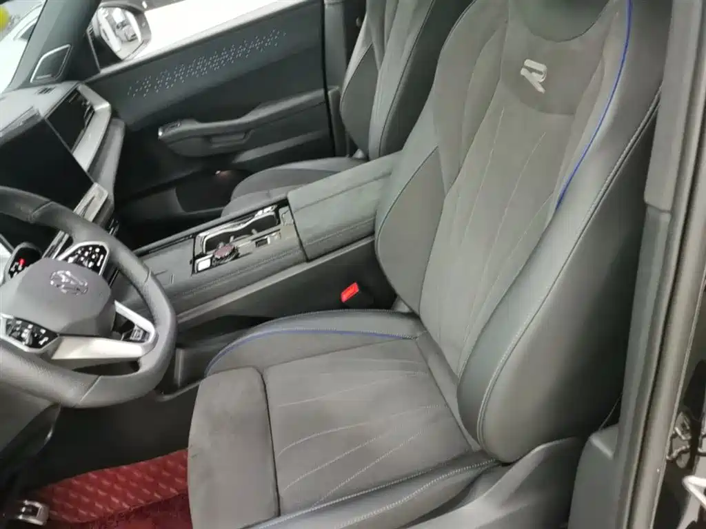 Volkswagen Teramont 2025 Teramont Pro 450TSI 4WD Summit Edition фото 22