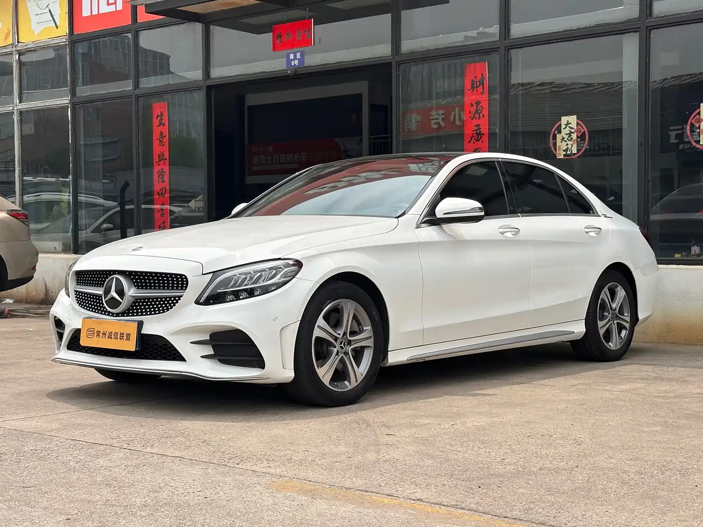 MERCEDES-BENZ CLASS C
