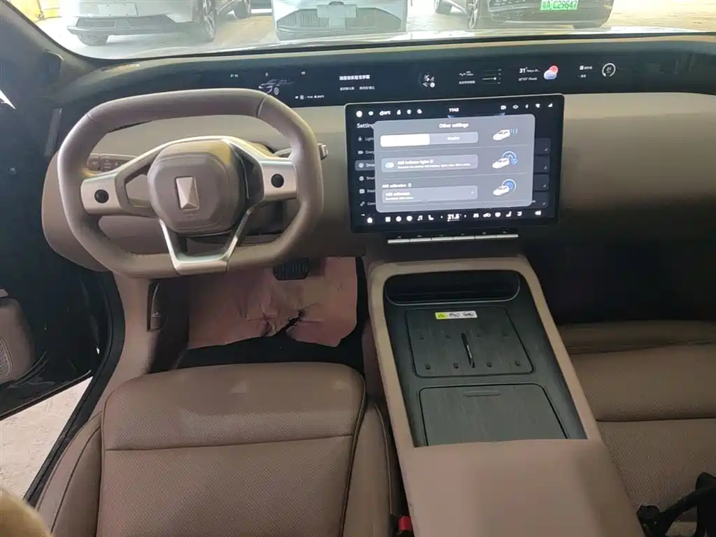 Avatr 12 2025 Facelift Ultra EV AWD фото 13