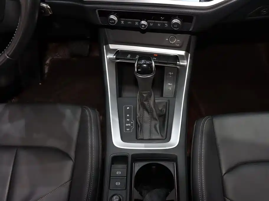 Audi Q3 2019 35 TFSI Progressive Elegance фото 15