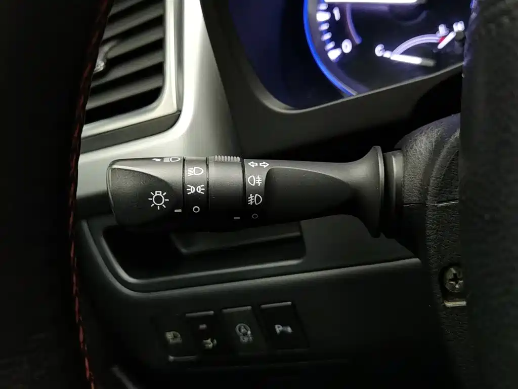 Toyota Highlander 2018 2.0T 4WD Luxury 7-seater (China V) фото 21