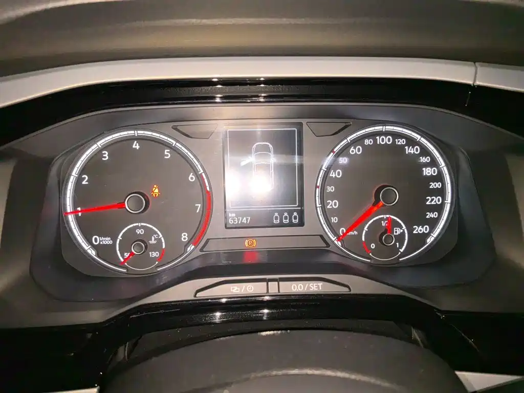 Volkswagen Polo 2019 Plus 1.5L Automatic Colorful Tech Edition фото 8