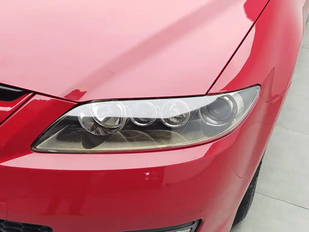 Photo 7 - Mazda 6