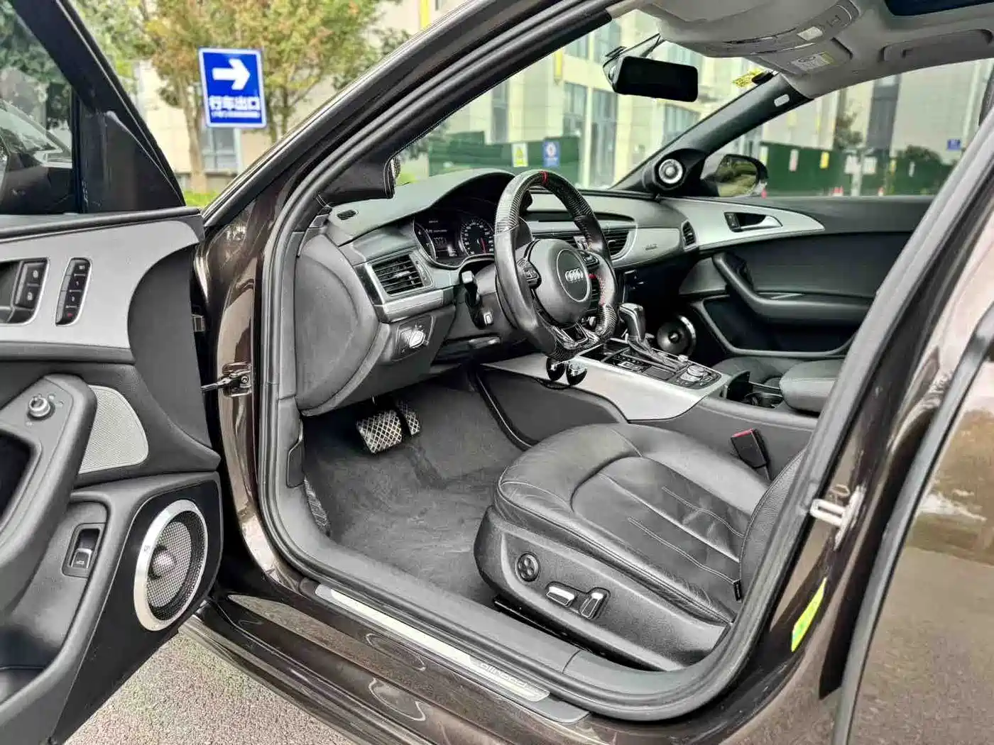 Audi A6 (Import) 2017 3.0T allroad quattro фото 4