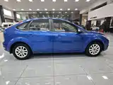 Фото 6 - Ford Focus