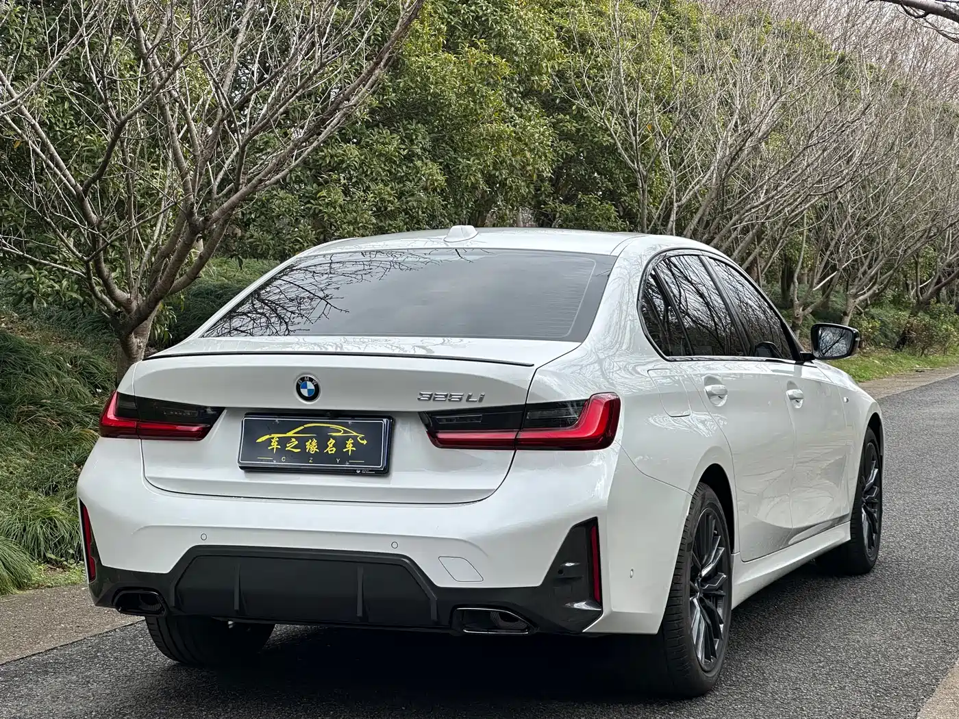 BMW 3 Series 2024 325Li M Sport Shadowline Package фото 16
