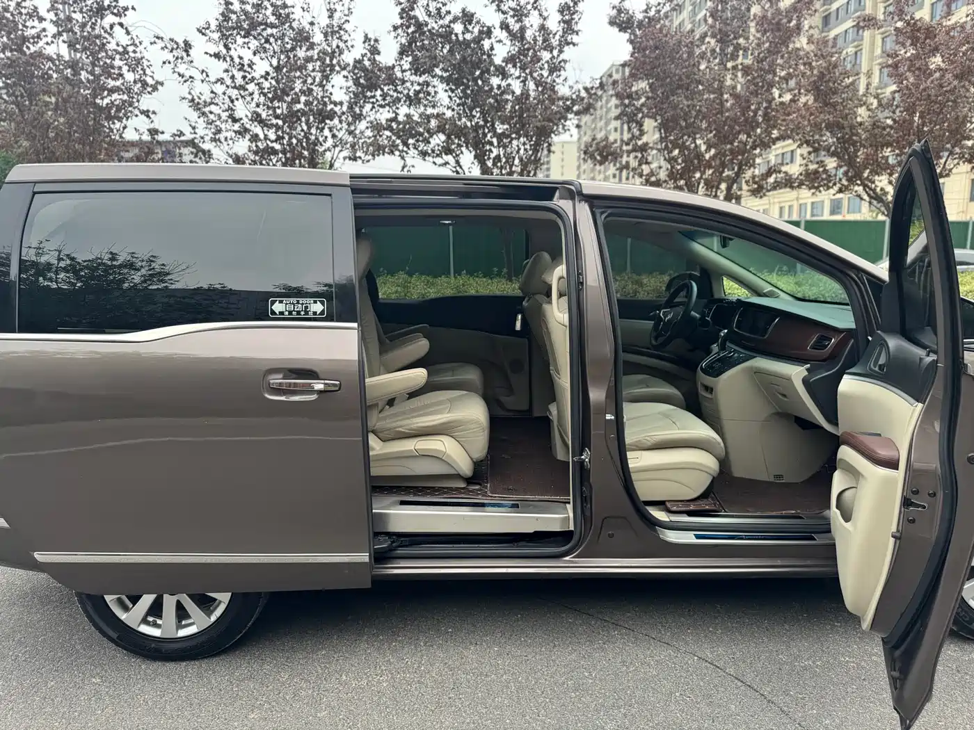 Buick GL8 2017 25S Luxury China V фото 12