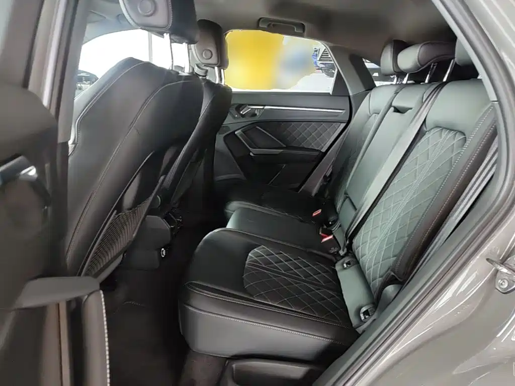 Audi Q3 Sportback 2025 2024 40 TFSI Fashion