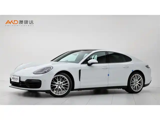 Porsche Panamera 2023