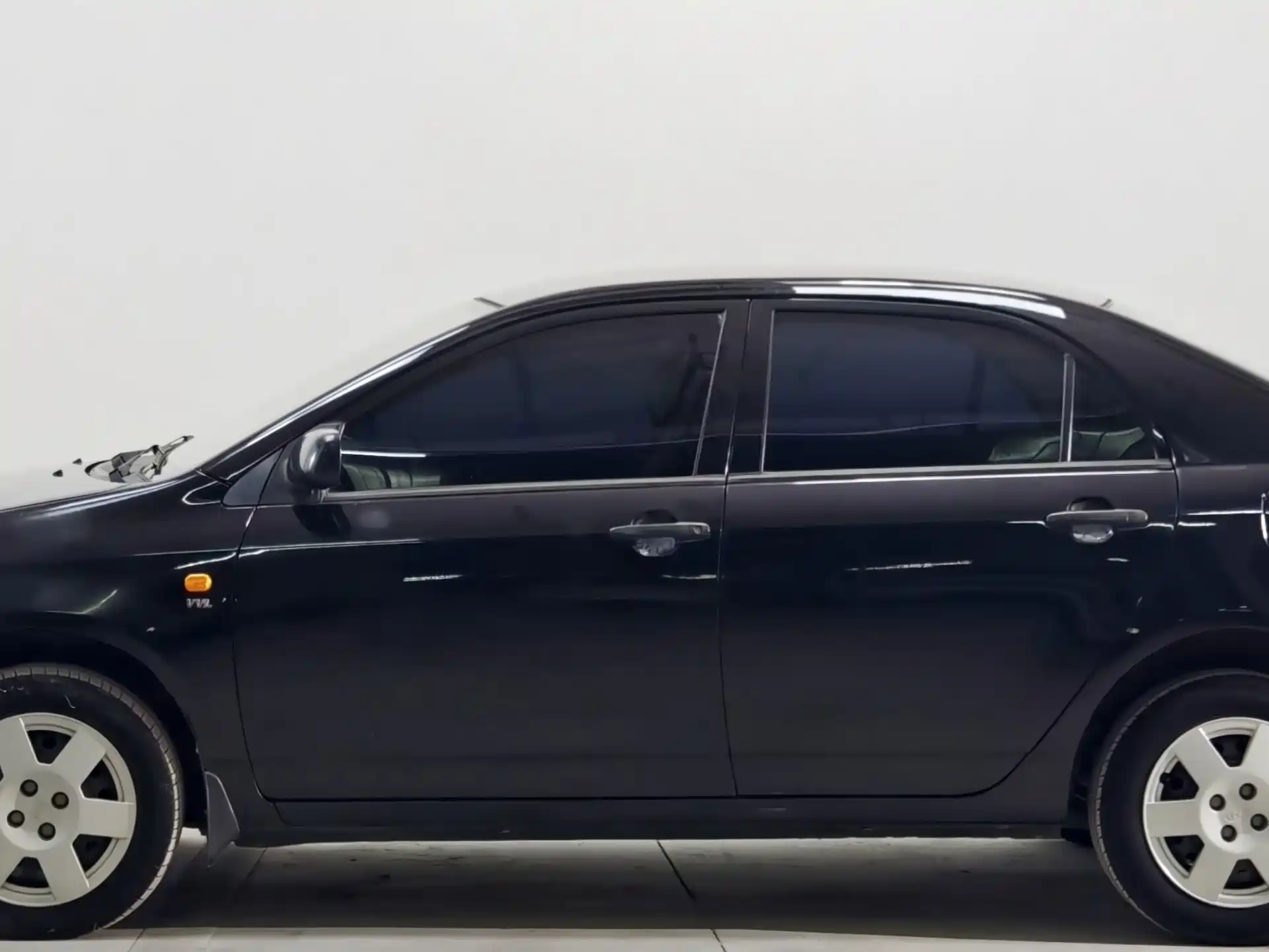 Фото 7 - BYD F3