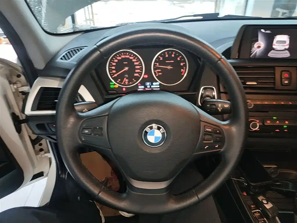 BMW 1 Series (Import) 2013 Facelift 116i Leading Model фото 11
