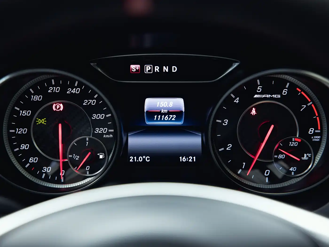 Mercedes-Benz A-Class AMG (Import) 2016 AMG A 45 4MATIC фото 9