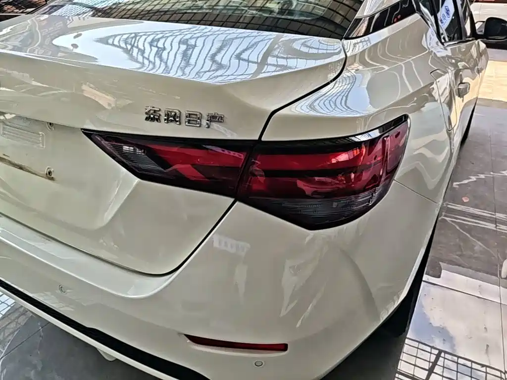 Nissan SYLPHY, миниатюра 8