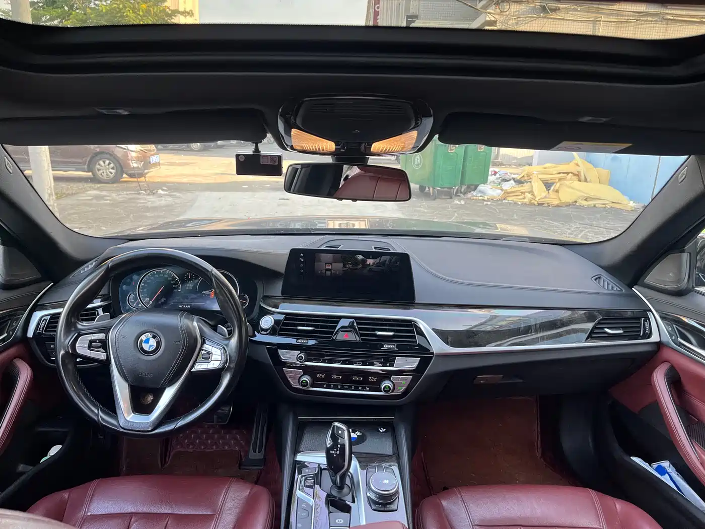 BMW 5 Series 2018 530Li Premium M Sport Package фото 8