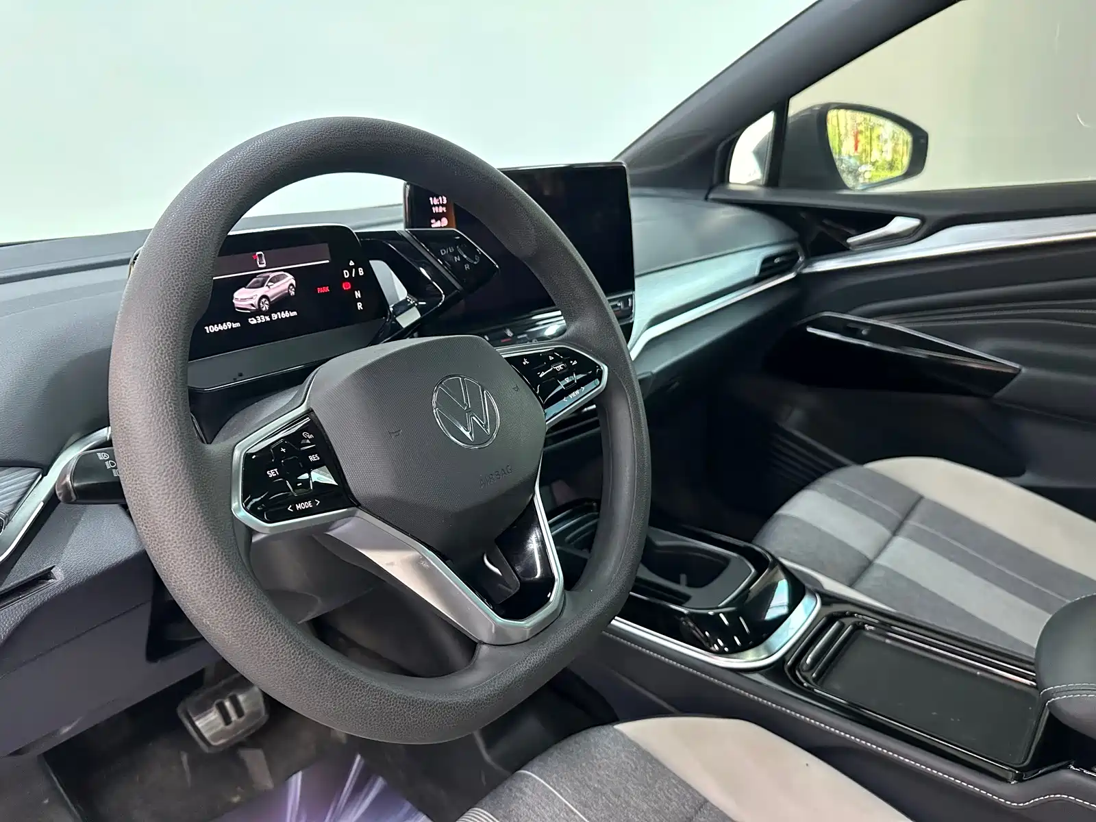 صورة 16 - Volkswagen ID.4 CROZZ