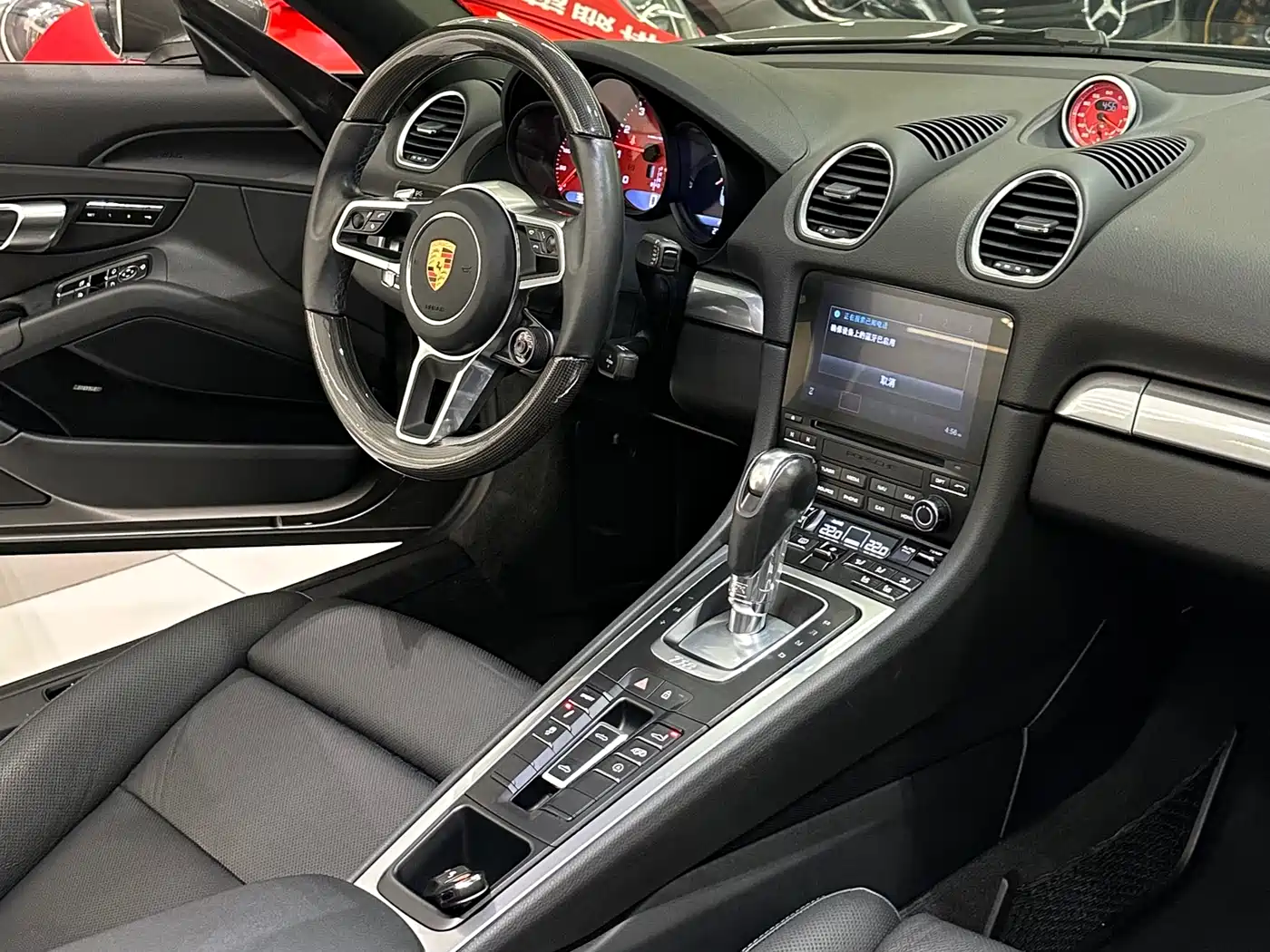 Porsche 718 2018 Boxster 2.0T фото 8