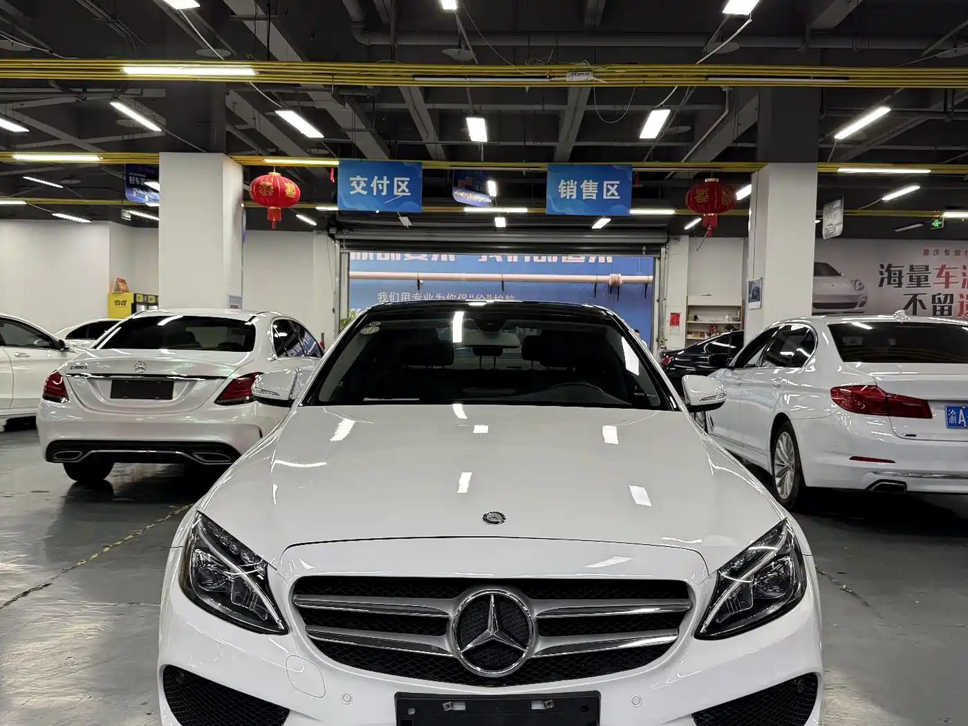 Mercedes-Benz C-Class 2016 C 200 L Sport фото 2