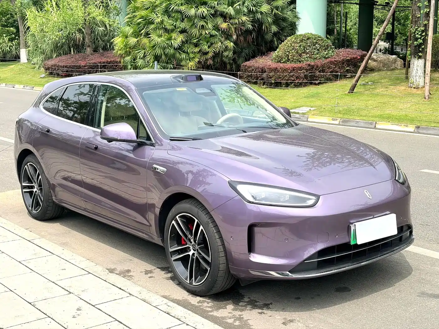 2025 AITO Wenjie AITO M5