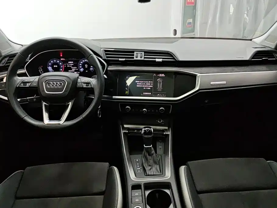Фото 12 - Audi Q3