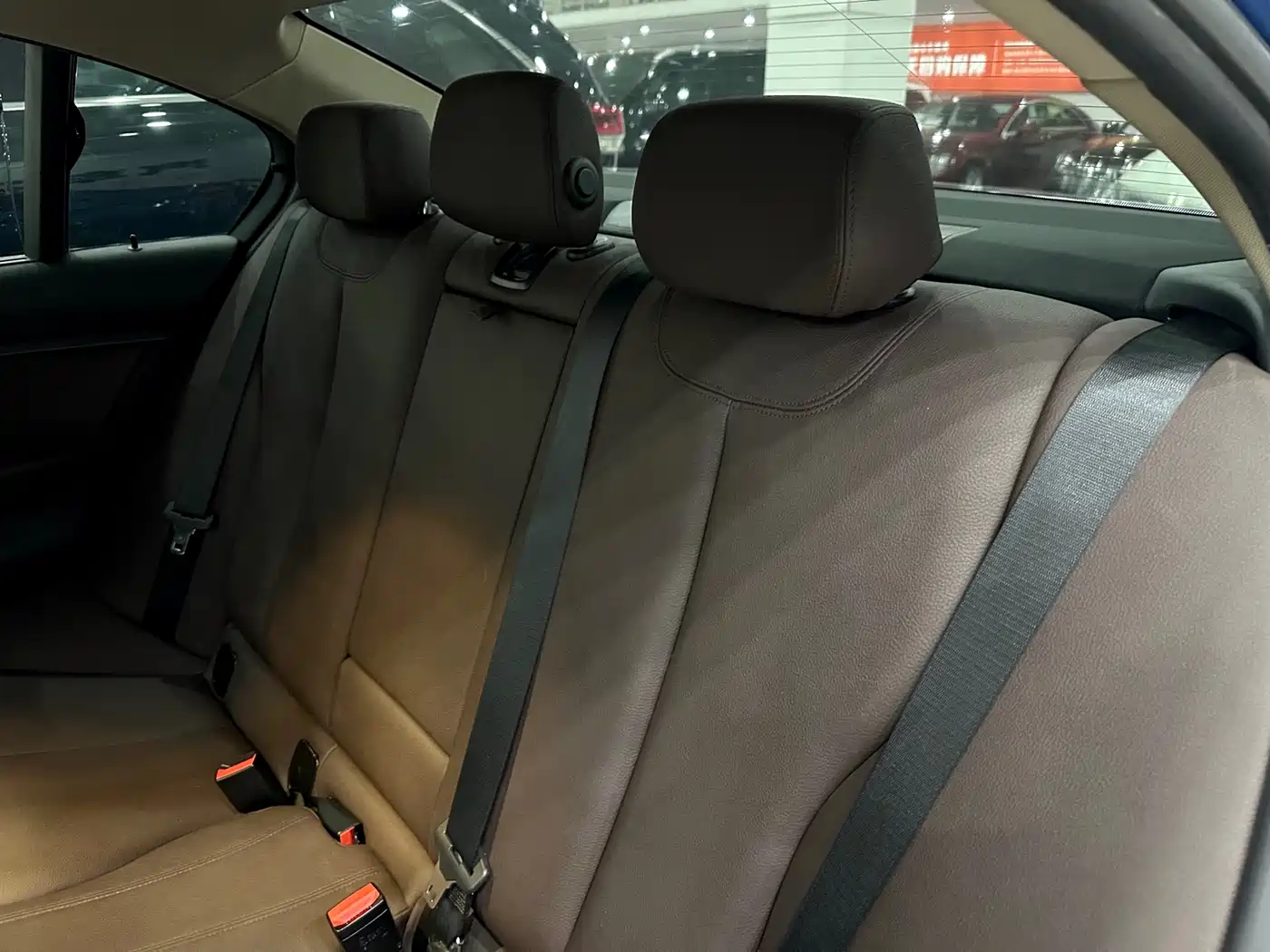 BMW 3 Series 2019 320Li M Sport Package фото 22