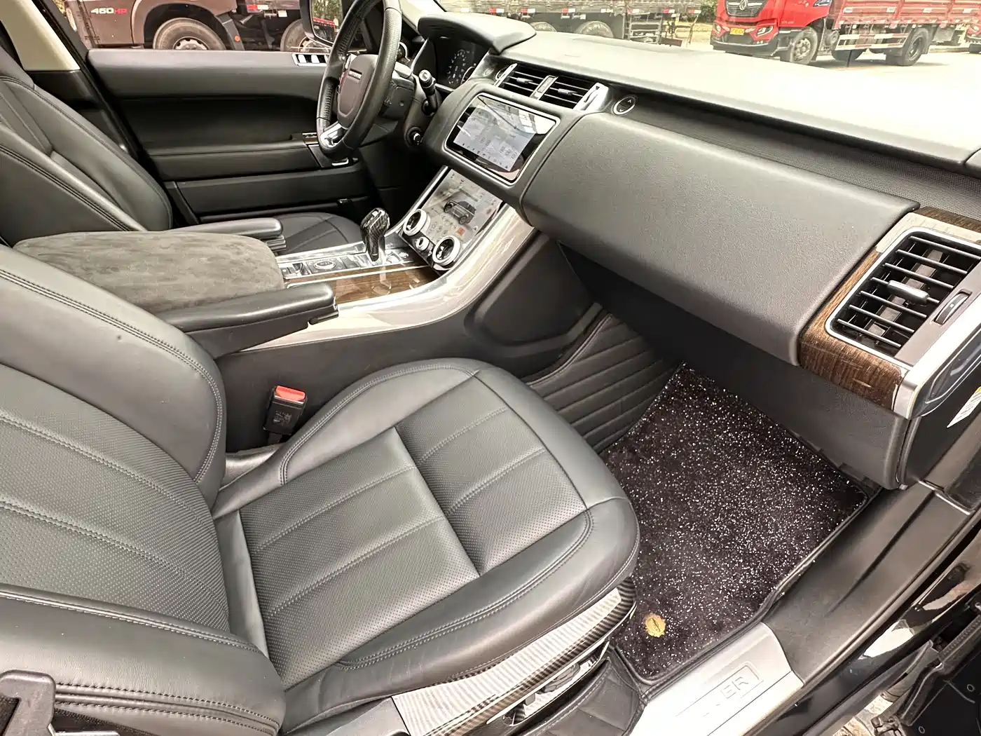 Land Rover Range Rover Sport PHEV 2019 P400e HSE фото 13