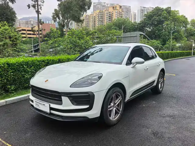 Porsche Macan 2024 Macan 2.0T — фото 1