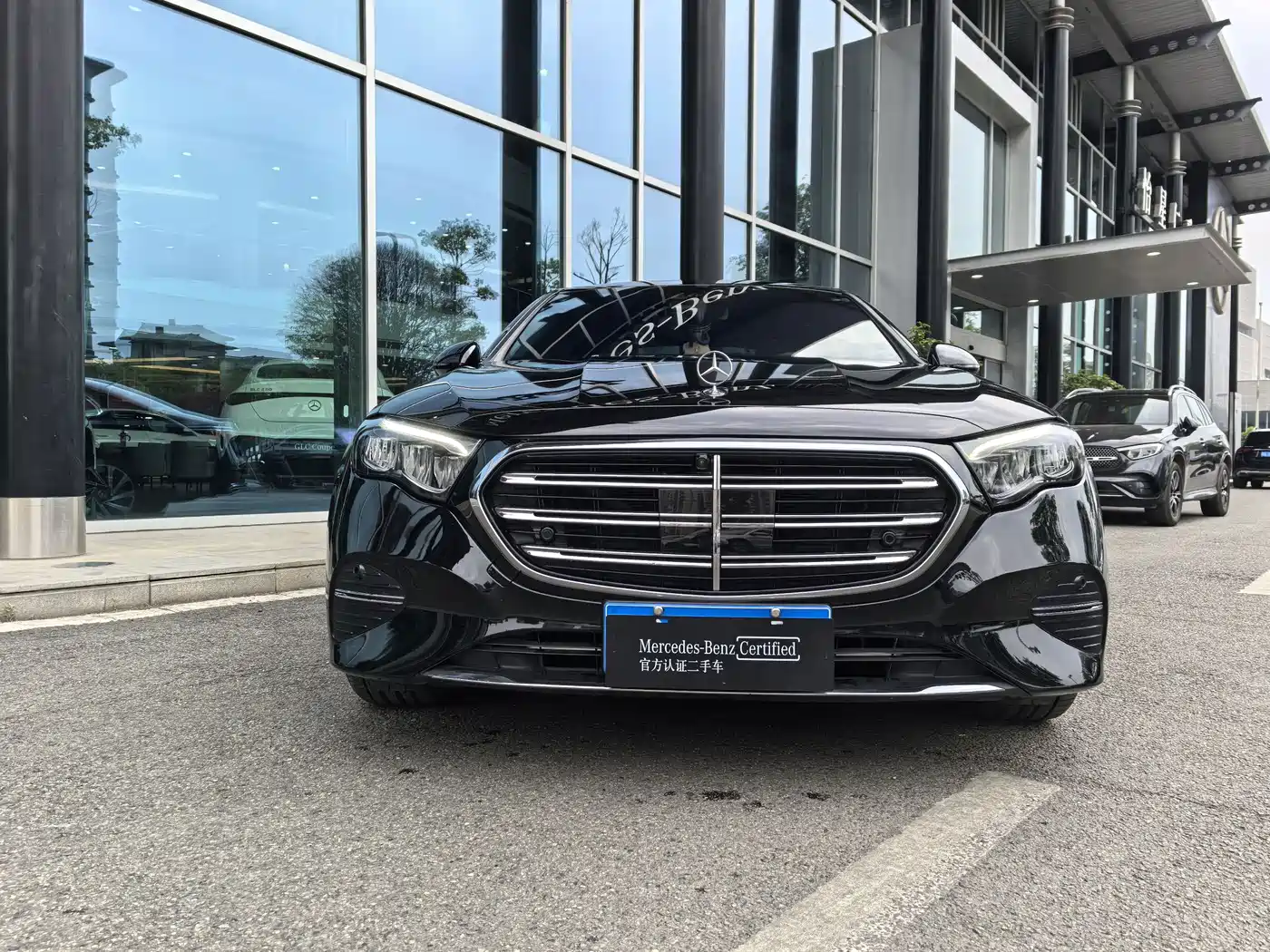 Mercedes-Benz E-Class 2024 Facelift E 300 L Luxury фото 3