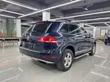 Фото 3 - Volkswagen Touareg
