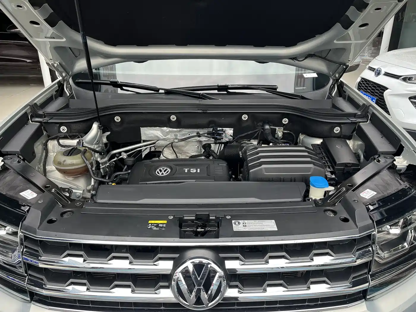 Volkswagen Teramont 2020 380TSI 4WD Luxury Edition China VI фото 18